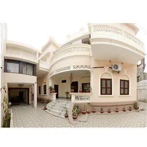 Bed & Breakfast Shree Ganesha Palace Near Kashi Vishwanath Temple, Benares